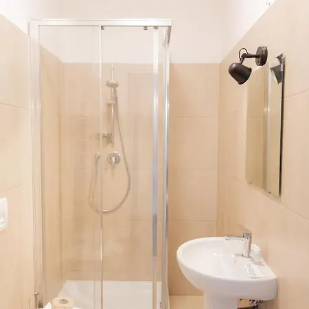 Big Outside Ztl Zone Apartment Florence